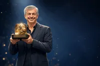 La industria creativa premia a Eddy Cue, y con él la apuesta de Apple por la calidad